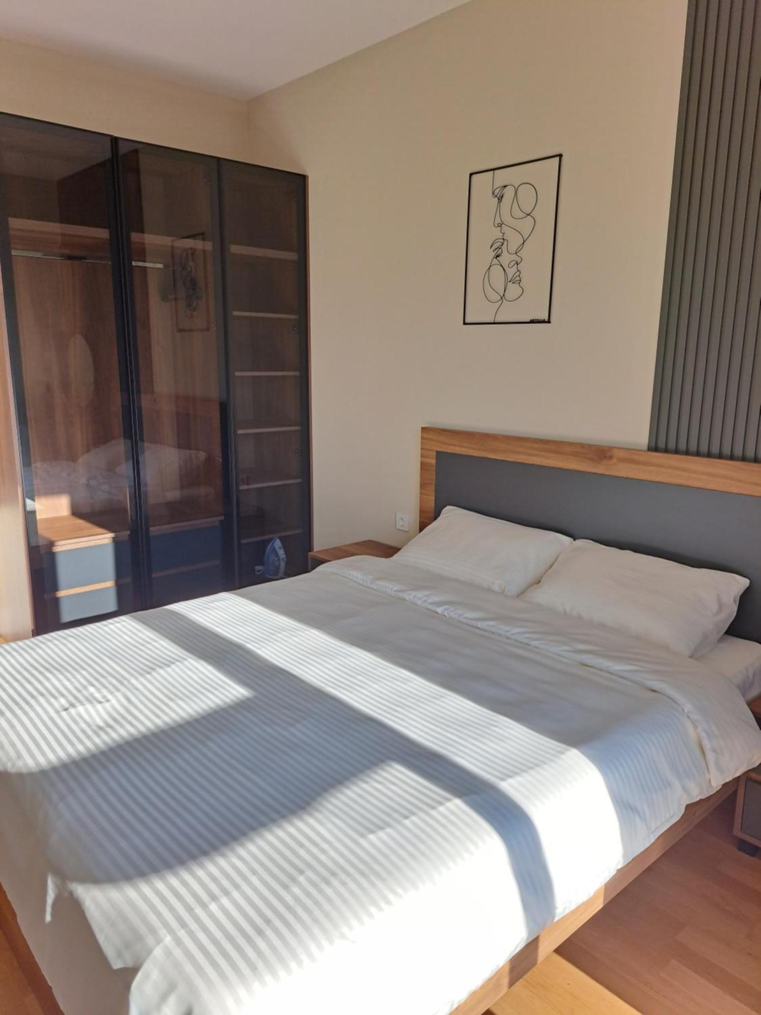Divine 69 Luxury Apartment, Skopje City - Center, Diamond Residences, Free Parking Exterior foto